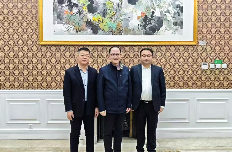 迅鐳激光董事長拜訪中國人民對外友好協(xié)會副會長沈昕！