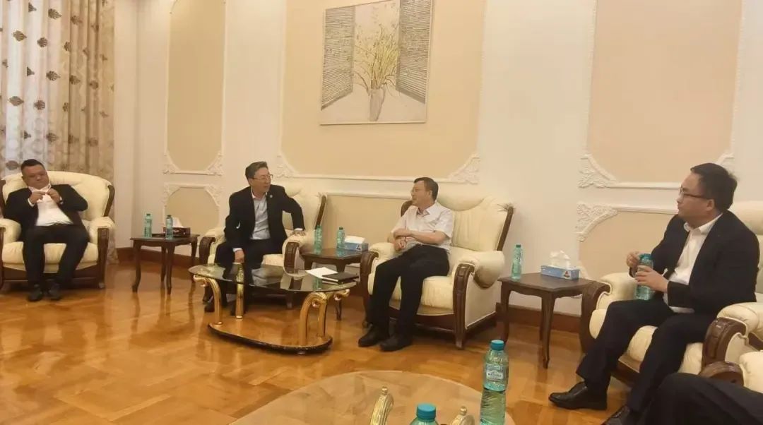 迅鐳激光董事長顏章健率隊赴歐洲進行商務考察(圖8)