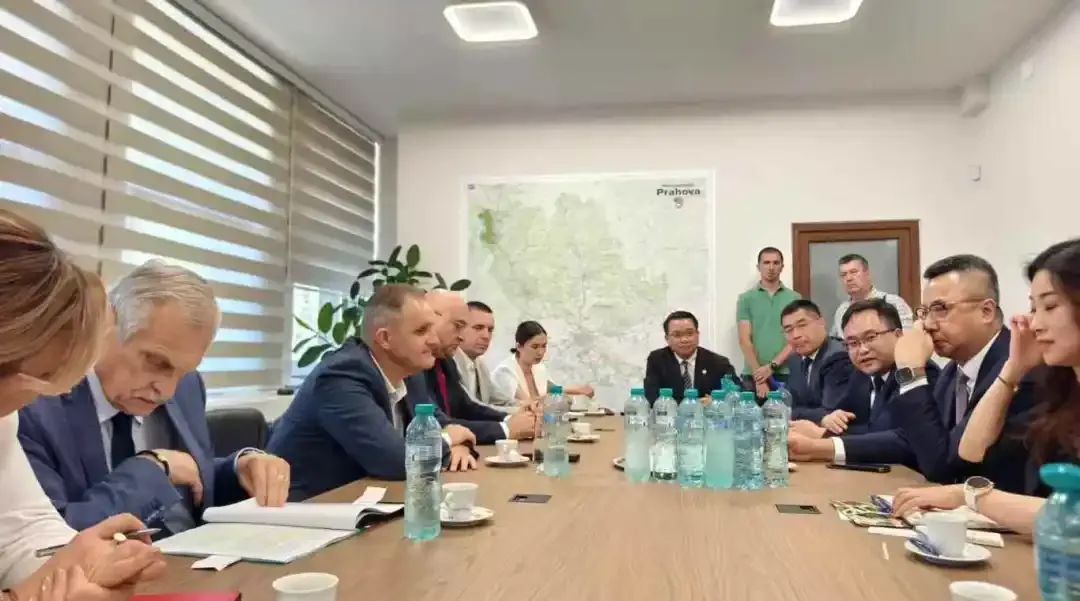 迅鐳激光董事長顏章健率隊赴歐洲進行商務(wù)考察(二)(圖4)