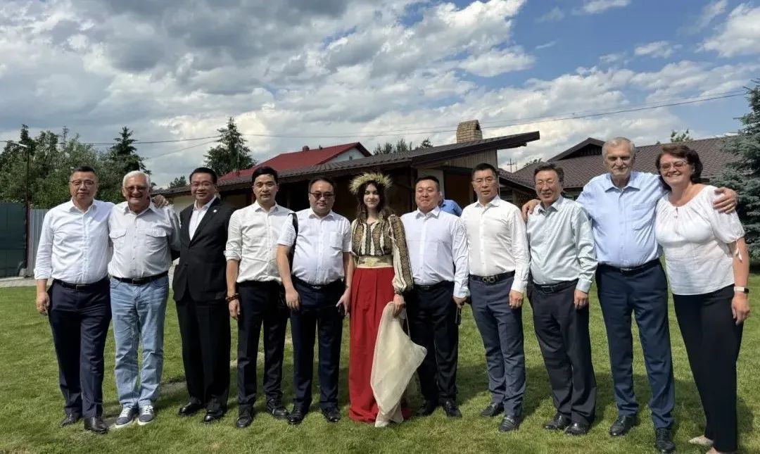 迅鐳激光董事長顏章健率隊赴歐洲進行商務(wù)考察(二)(圖5)